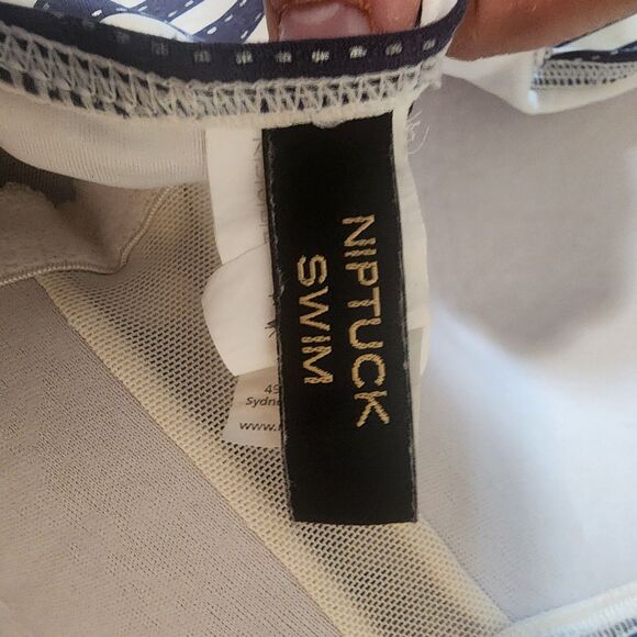 NipTuck Swimsuit Size 12  Multi Fit Cup Women One Piece Beach Nautical - Picture 9 of 11